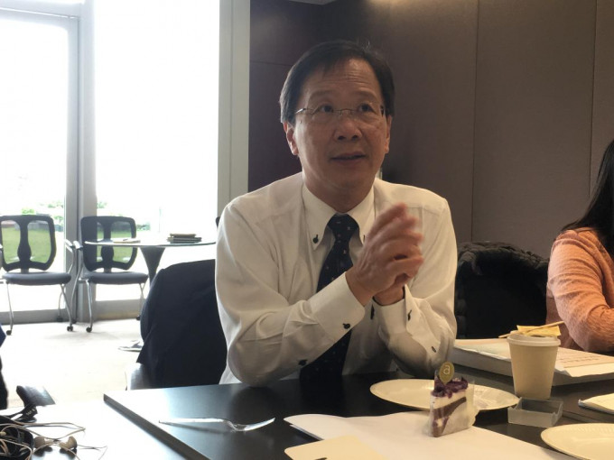 郭家麒认为政府应将医疗经常开支增至两成。