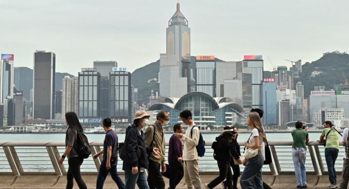 旅发局数字指3月月有245.4万人次旅客访港。