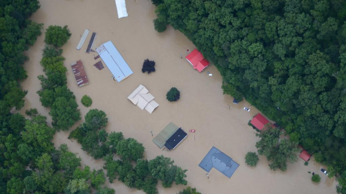 肯塔基州東部連續多日暴雨引發洪水災害。REUTERS