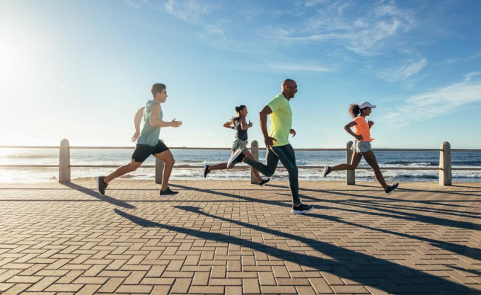 恒常的运动，可促进身体健康。