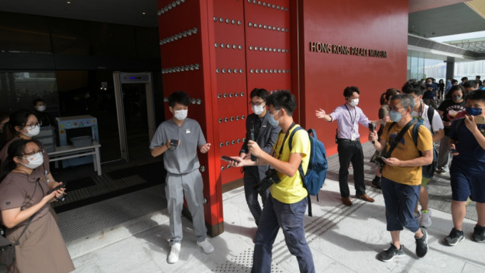 香港故宫开幕13日逾6万人次入场。资料图片