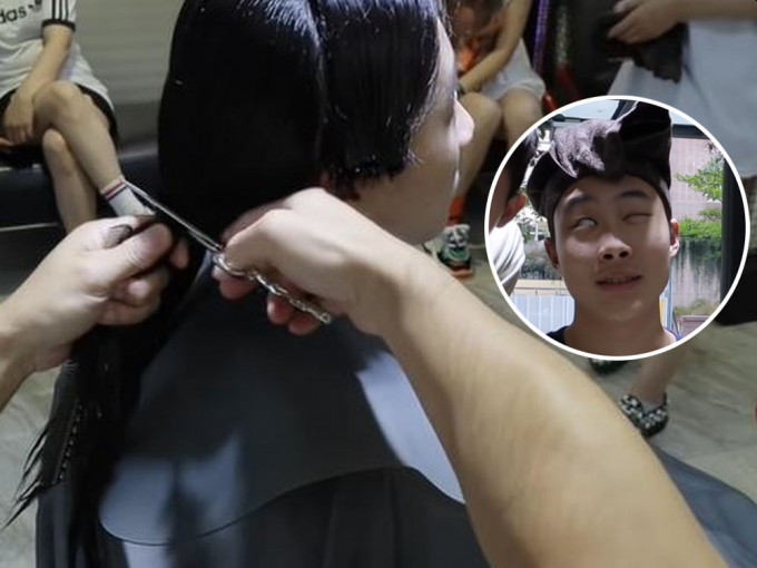 台灣一名視障男生毋懼同學欺凌，2次捐長髮助癌友。(網圖)