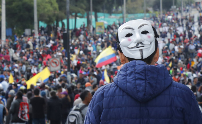 厄瓜多爆發的這場10年來最大規模群眾抗議，是由運輸工會帶頭，但也有學生和其他人士發起。 AP