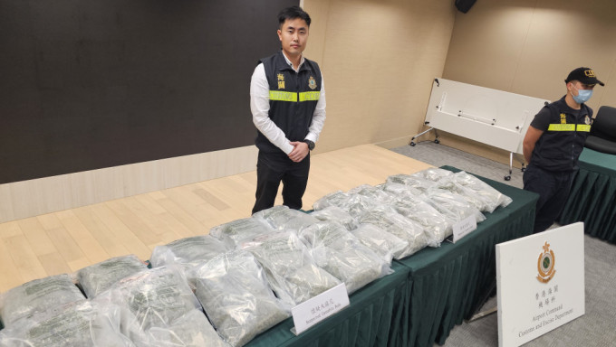 泰国返港两男女疑为「搵快钱」 携460万元大麻遭机场海关截获