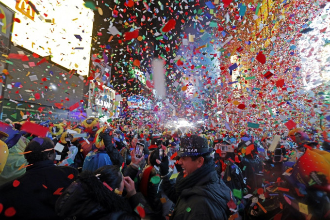 今年的纽约时代广场跨年倒数活动将改为网上直播。AP资料图片