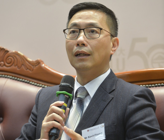 教育局局長楊潤雄稱曾探望陳瑞臨兄長。