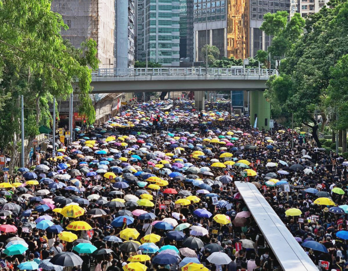 警方呼籲市民留意港島公眾活動解散路線