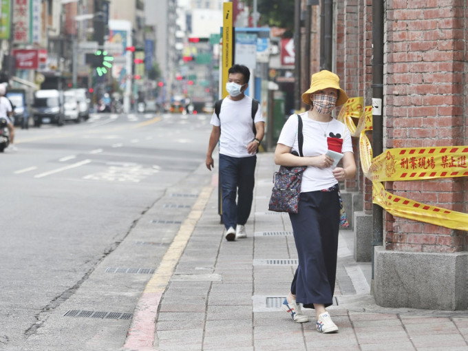 陈宗彦称台湾民众对大陆疫苗的信心不足。AP
