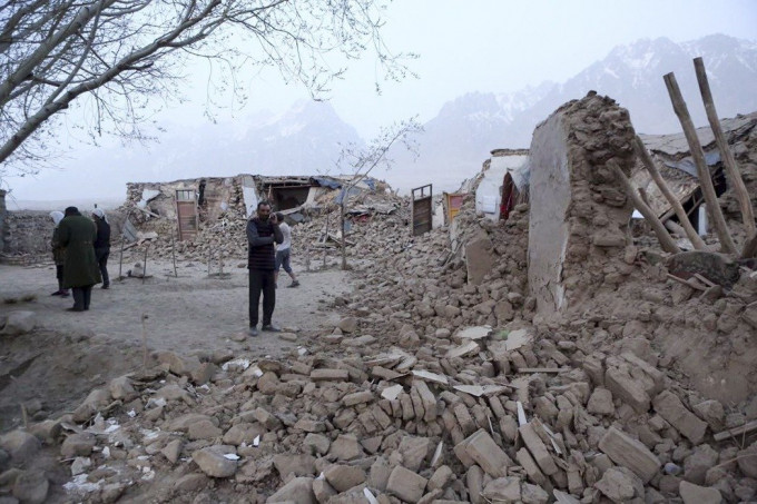 新疆地震造成逾3000房屋倒塌。网上图片