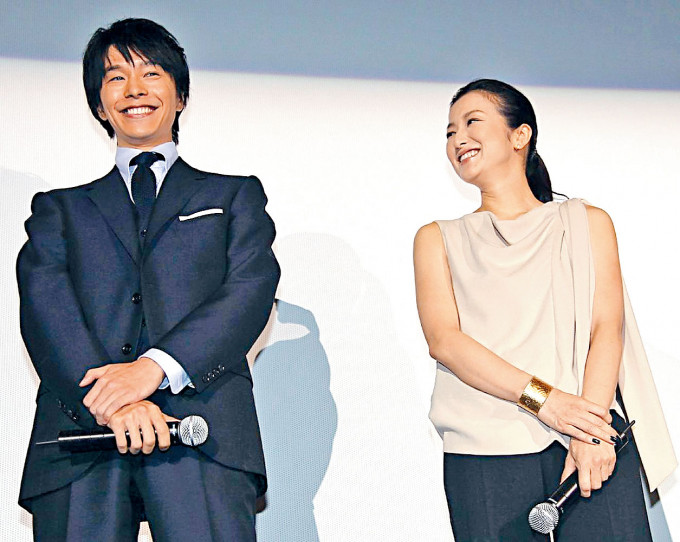 拍拖10年的铃木与长谷川，被指已属「事实婚」的关系。