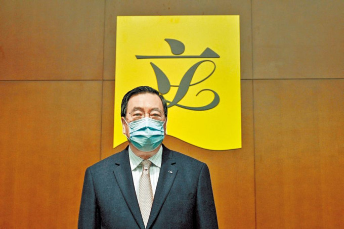 梁君彥在沒有競爭下連任主席。