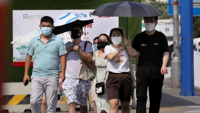 近日中国内地多人中暑，浙江及四川更出现死亡病例。