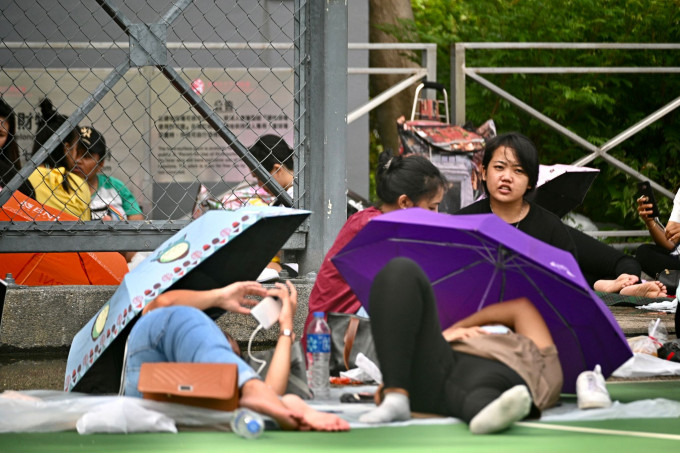 外佣中介相信菲航客机禁来港无碍菲佣来港。