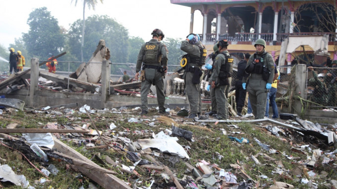 泰国南部靠近马来西亚的边境小镇市场29日发生烟花工厂大爆炸，满目疮痍。 美联社