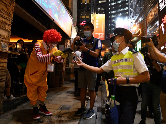 警方将于万圣节期间在兰桂坊采取人潮管理措施。资料图片