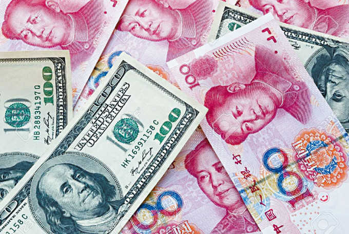 人民银行昨日公布，中国9月外汇储备为32006.26亿美元，较8月下跌314.9亿美元，跌幅为0.97%。