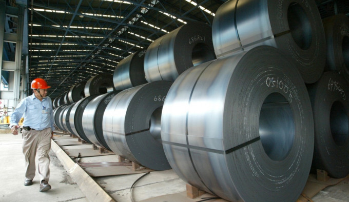 特朗普政府大幅增加中国入口钢材关税。