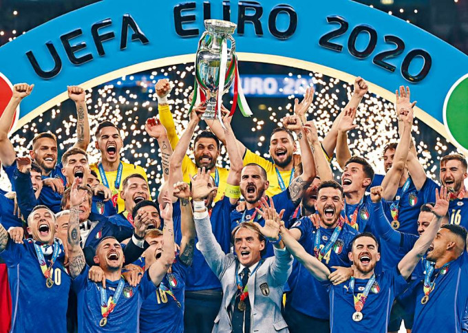 意軍互射十二碼氣走英軍，第二度捧走歐國盃，亦是隊史第六個國際大賽冠軍。