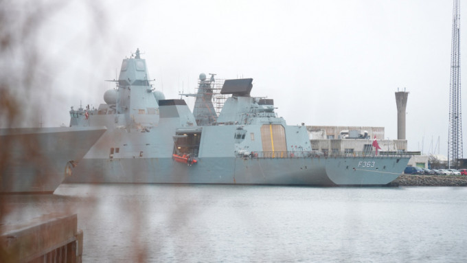 丹麥海軍護衛艦尼爾斯朱爾號4月4日停靠在科雪爾。 路透社