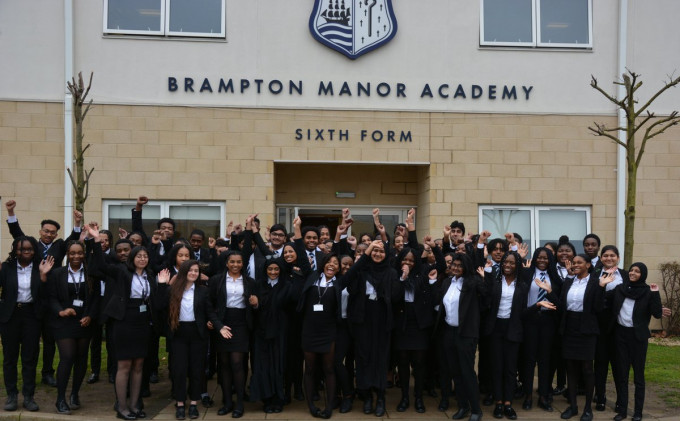 Brampton Manor Academy共有55名學生成功獲牛津或劍橋大學錄取。網上圖片