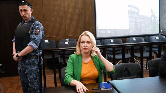 奧夫相尼科娃再因涉及反戰示威被俄羅斯當局起訴。AP圖片