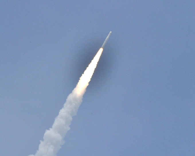 成功在黄海海域用长征11号发射运载火箭。新华社