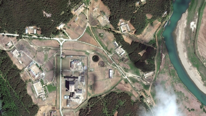 早前卫星图片显示宁边的核设施扩建工程正在持续进行。REUTERS