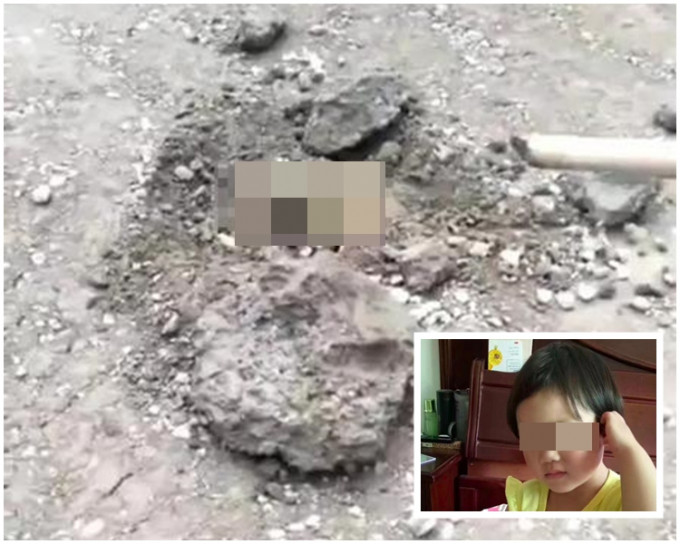 安徽一段正在铺设的路面发现4岁女童遗体。网上图片