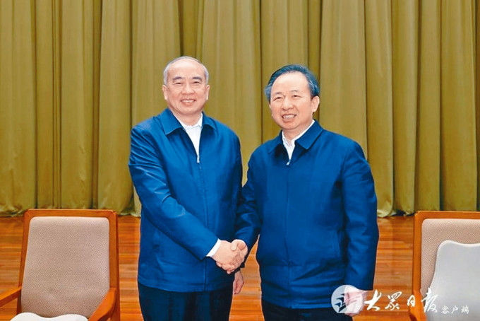 林武（左）任山东省委书记，李干杰（右）不再兼任。
