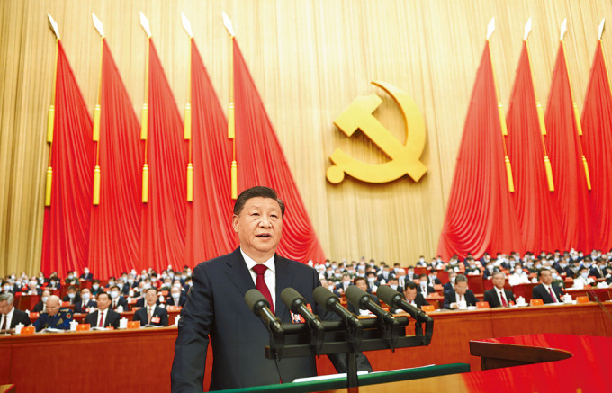 中共中央总书记习近平发表工作报告，提出「新时代中国共产党的使命任务」。