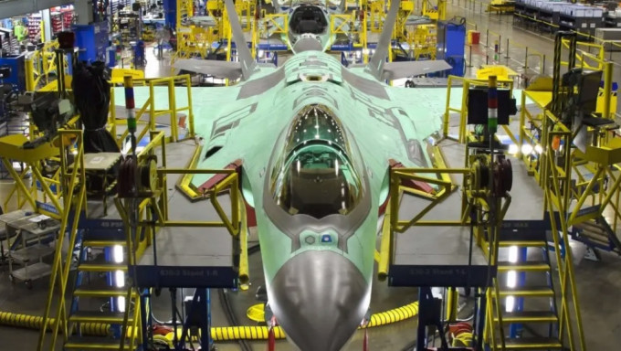 美國F-35戰機生產綫。