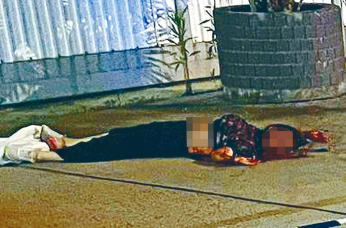 遇害婦人倒臥錦壆路血泊之中。