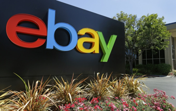 eBay6名前员工因不满网络负评，寄活蟑螂报复，被提起刑事诉讼。AP图