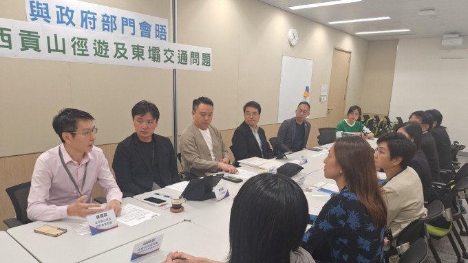 民建联就东坝交通问题约见政府多个部门 得悉运输署已与小巴营运商沟通增加小巴数目