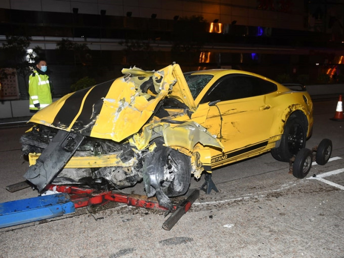 跑車司機涉嫌危險駕駛引致他人死亡被捕。