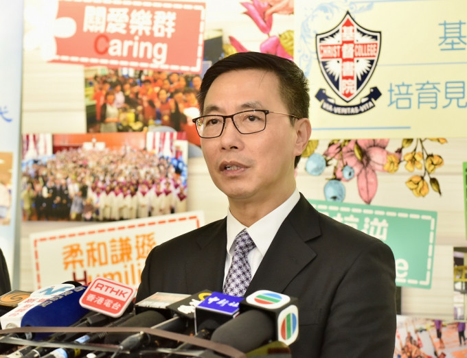 教育局局長楊潤雄指不應以單次考試成績量度學生成功。資料圖片
