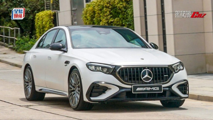 匯聚跑車強勁動力與日常出行實用性的全新AMG E 53 HYBRID 4MATIC+，是平治E系列首款PHEV充電式混能四驅型號，售價$1,475,000起。