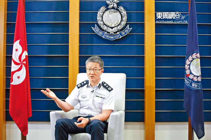 ■警務處處長蕭澤頤昨接受《東周刊》獨家專訪時，嚴斥有人美化暴力。