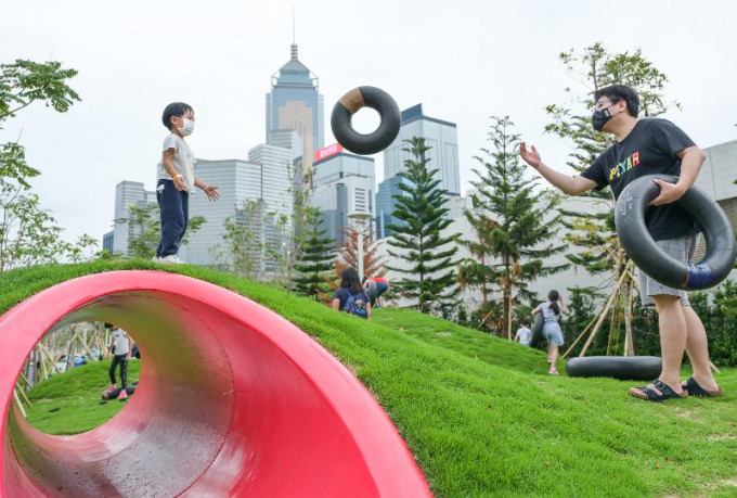 靠近添馬公園的一端，設置了一個以「童樂園」為主題的活動區。政府圖片