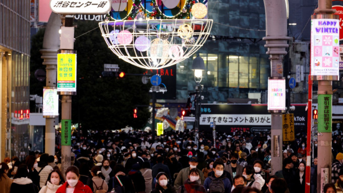 日本全国新增感染人数超过20万人。路透社