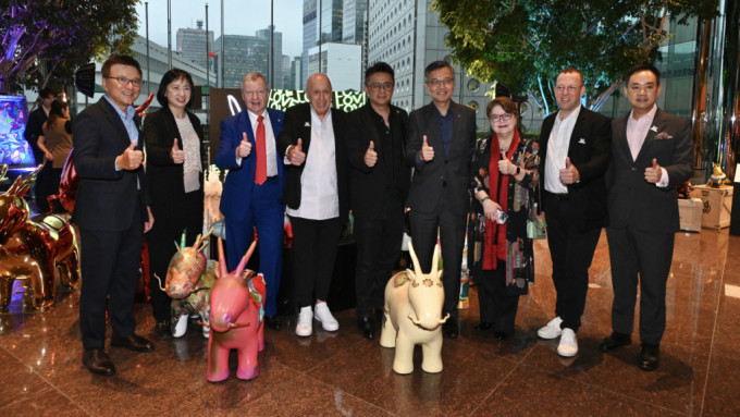 「小⿓⾺环游世界」抵达香港 齐聚中环传递爱与正能量 促进社会共融。