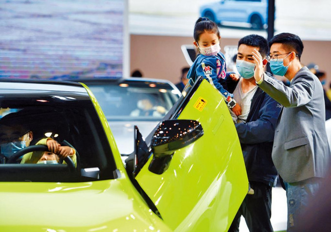 小鹏汽车昨日正式被纳入深港通的合资格股份。