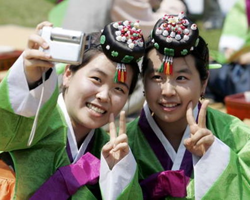 报告指南韩女性的平均寿命更会上升至接近91岁。网图