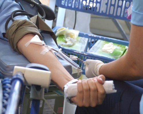 捐血前留意有無外遊或感冒病徵。資料圖片