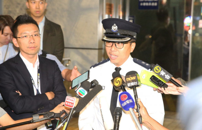 警方油尖旺警區指揮官何潤勝表示，小組進入理大範圍游說留守人士，和平有序離開。