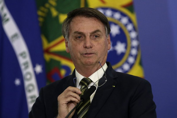 巴西總統博爾索納羅指正探討改善呈報程序。AP資料圖片