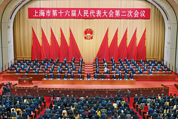 上海市人大會議開幕，將今年GDP設為5％。