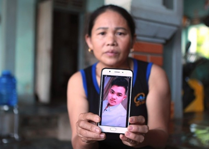 多个越南家庭报称有亲人前往英国后失踪。AP