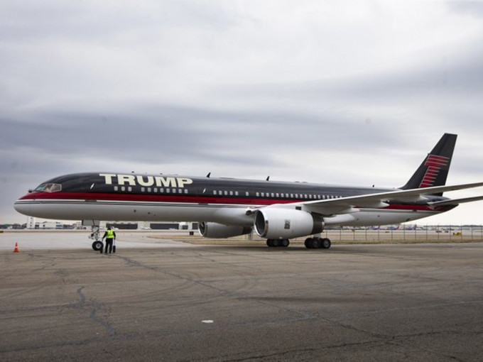 特朗普擁有一架波音757私人飛機，機上設備齊全。AP圖片