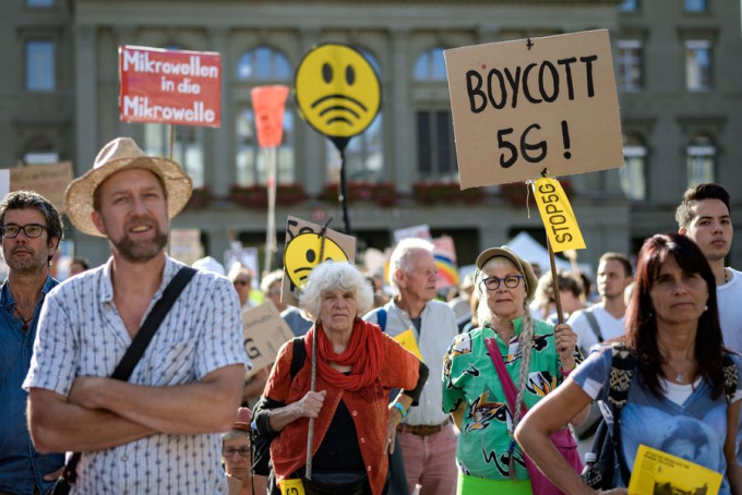 担心5G损健康，瑞士数千人示威争取办公投。